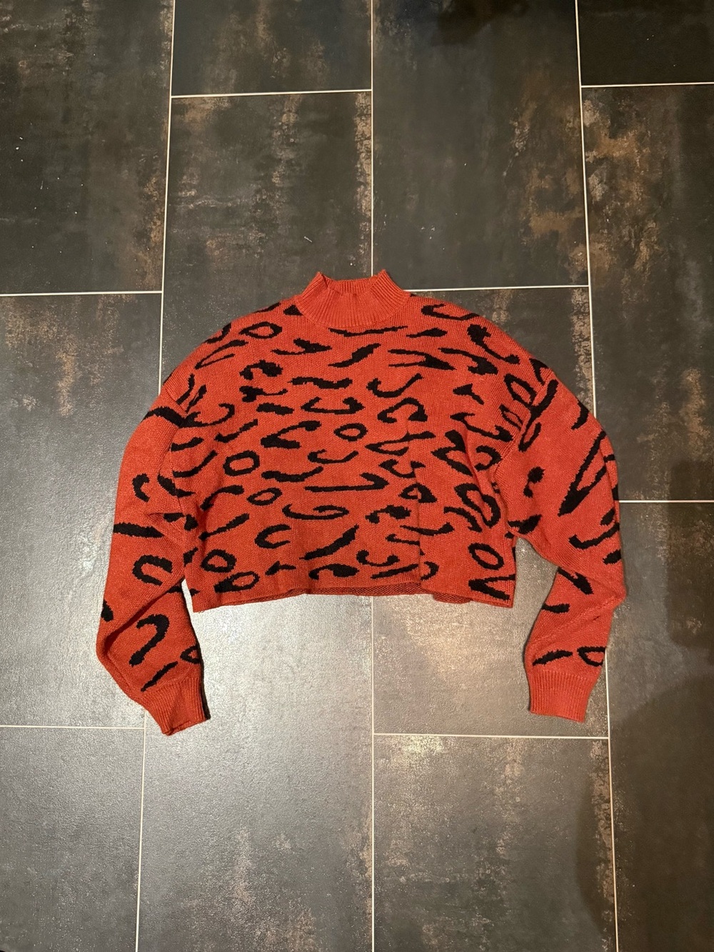 Forever 21 Rust Red & Black Cheetah Print Cropped Turtleneck Sweater